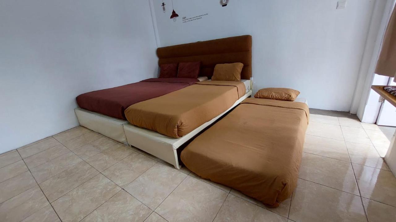 בוקיטינגי Al Barra Syariah Hotel מראה חיצוני תמונה