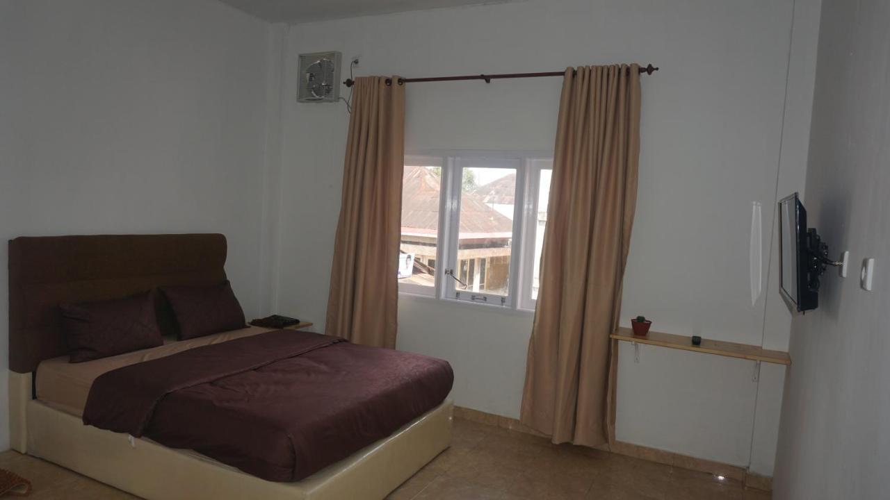 בוקיטינגי Al Barra Syariah Hotel מראה חיצוני תמונה